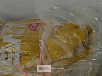 Doos met werkhandschoenen - afbeelding 4 van  4