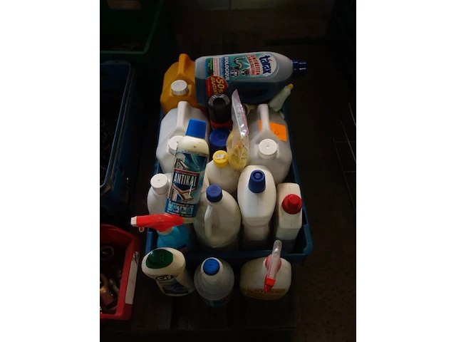 Doos onderhoudsproducten - afbeelding 1 van  2