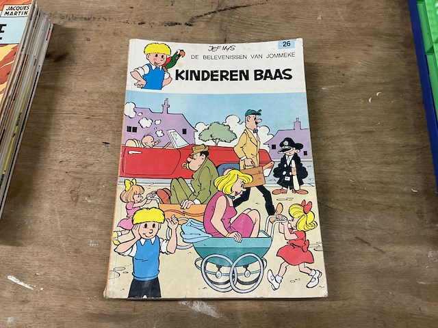 Doos verzameling strips "jommeke" - afbeelding 1 van  2