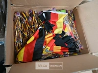 Doos vlaggetjes + windspinner spiraal - afbeelding 2 van  2