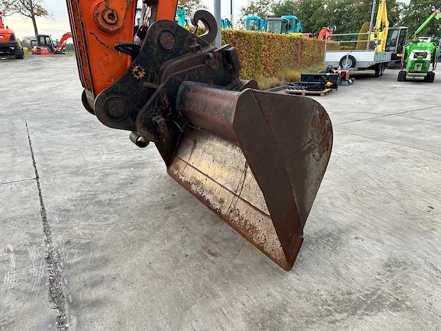 Doosan - 2005 - 175 lc-v - rupsgraafmachine - afbeelding 2 van  43