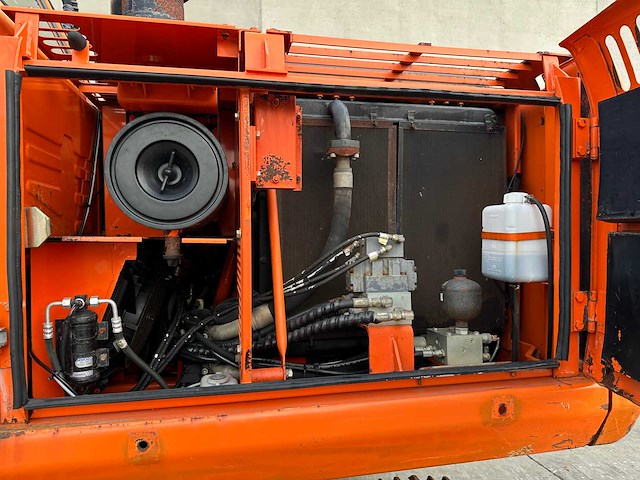 Doosan - 2005 - 175 lc-v - rupsgraafmachine - afbeelding 16 van  43