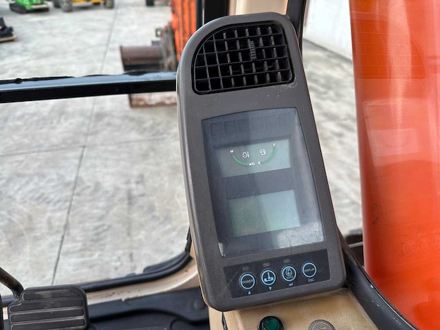 Doosan - 2005 - 175 lc-v - rupsgraafmachine - afbeelding 30 van  43