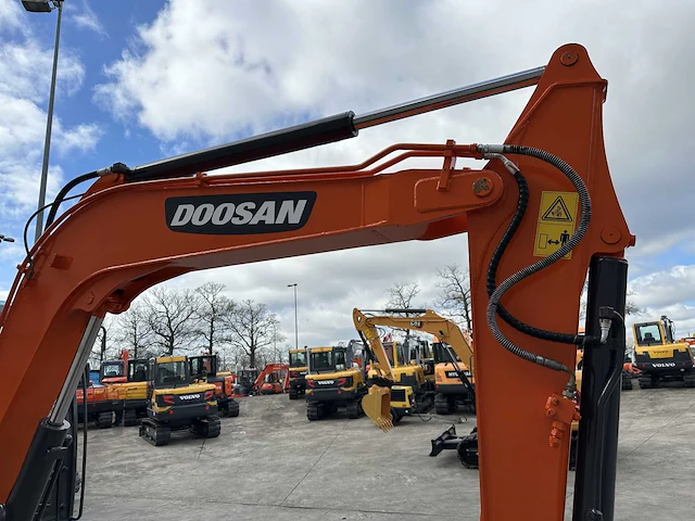 Doosan - 2015 - dx55-9c - midigraafmachine - afbeelding 4 van  45