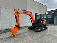 Doosan - 2015 - dx55-9c - midigraafmachine - afbeelding 1 van  45