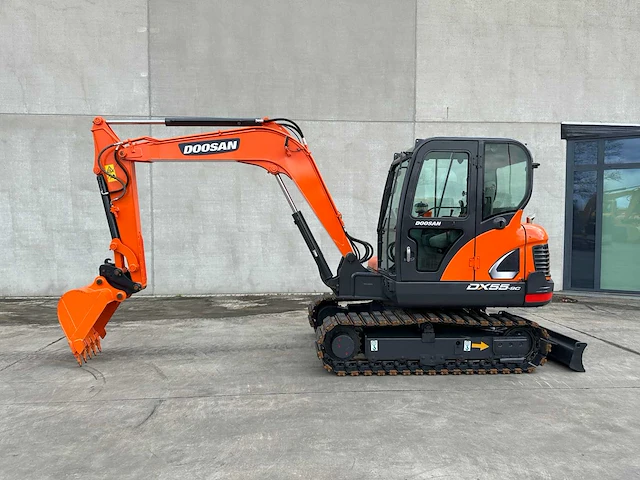 Doosan - 2015 - dx55-9c - midigraafmachine - afbeelding 43 van  45
