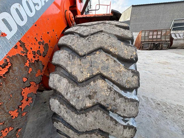 Doosan - 2016 - dl550 - shovel - afbeelding 31 van  31