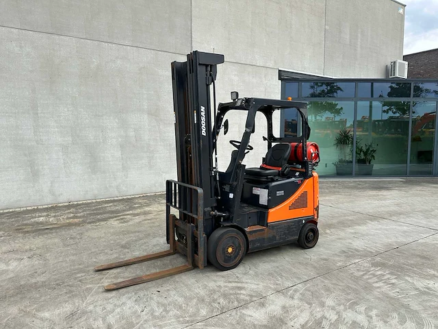 Doosan - 2017 - gc20e-5 - vorkheftruck - afbeelding 1 van  43