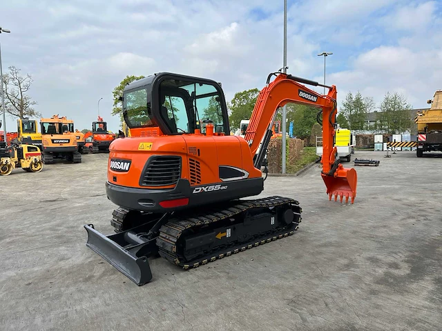 Doosan - 2018 - dx55-9c - midigraafmachine - afbeelding 34 van  45