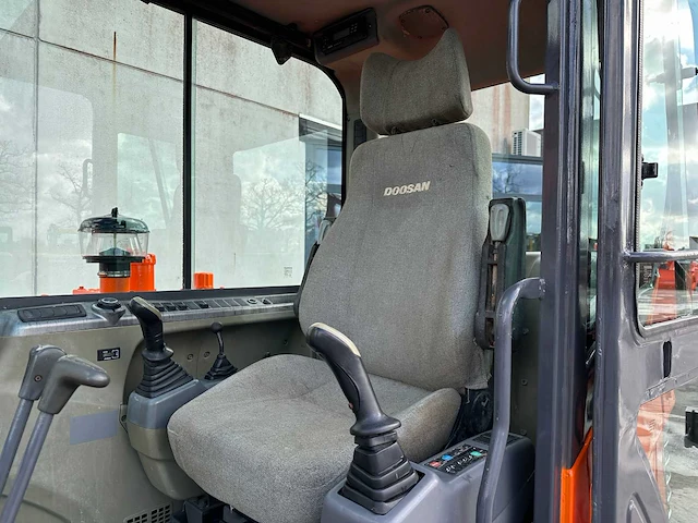 Doosan - 2018 - dx55-9c - midigraafmachine - afbeelding 28 van  45