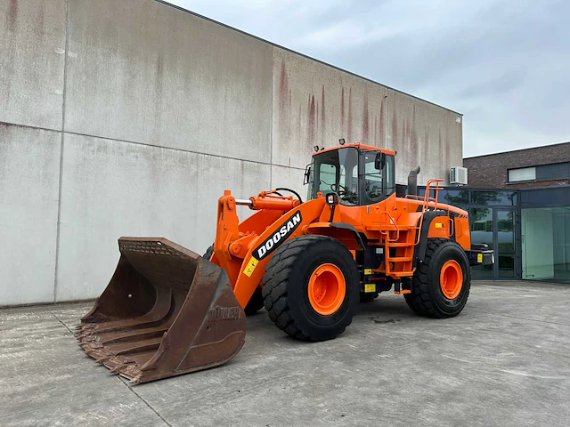 Doosan - dl420 - shovel - 2011 - afbeelding 1 van  55