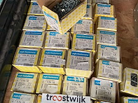 Doosjes hout schroeven - afbeelding 4 van  5