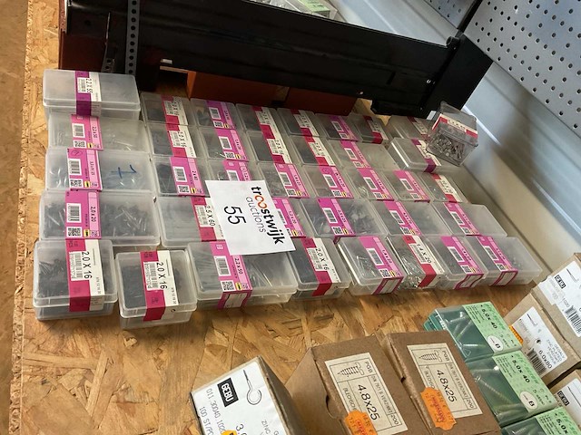 Doosjes nagels schroeven - afbeelding 7 van  7