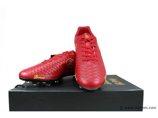 Dores alpha red voetbalschoenen - maat 42/43 - afbeelding 1 van  1