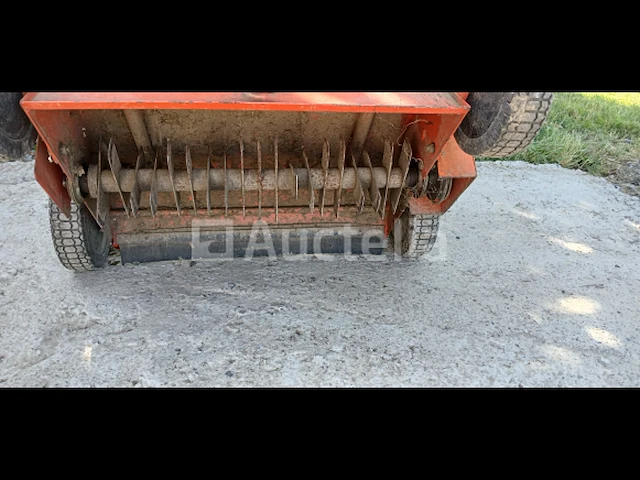Dori 451 verticuteermachine - afbeelding 2 van  4