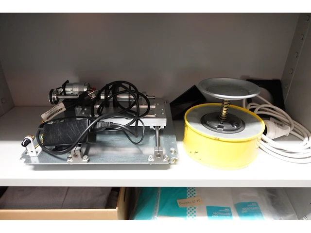 Dossierkast + inhoud - afbeelding 3 van  7