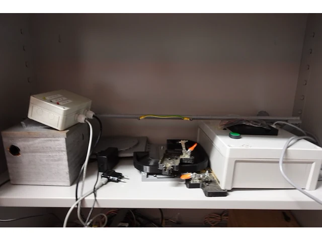 Dossierkast + inhoud - afbeelding 4 van  8