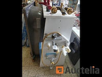 Douche- en/of wastafelmengkranen op displays - afbeelding 9 van  18