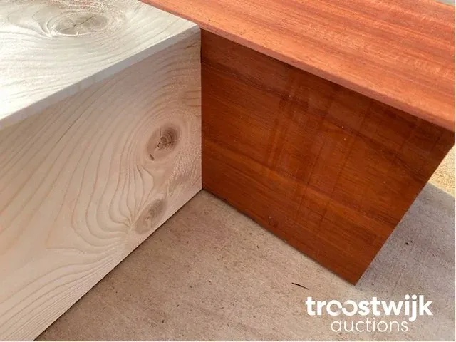 Douglas chalet 8 x 6 met dak en wandbekleding - afbeelding 15 van  37