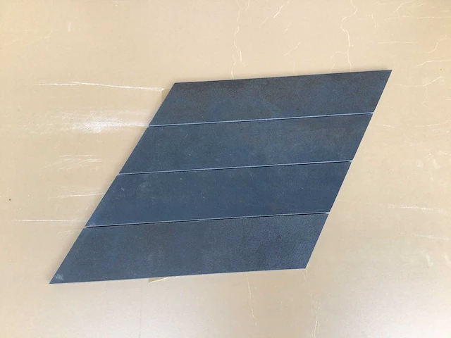 Douglas en jones metal iron 29x34 cm mozaiek wandtegel 10 m² - afbeelding 1 van  5