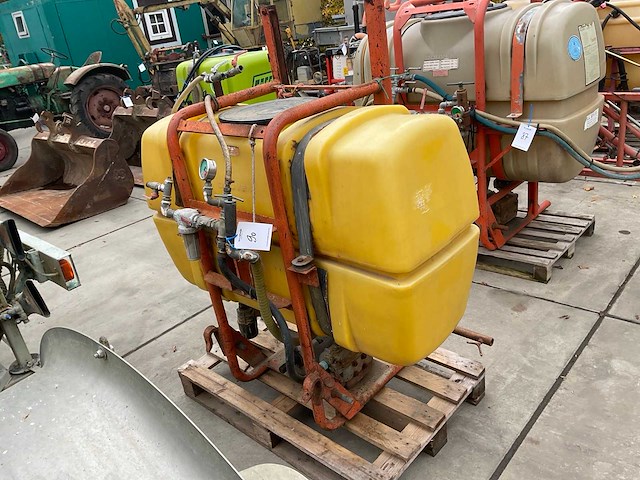 Douve, gedragen spuittank - afbeelding 1 van  6