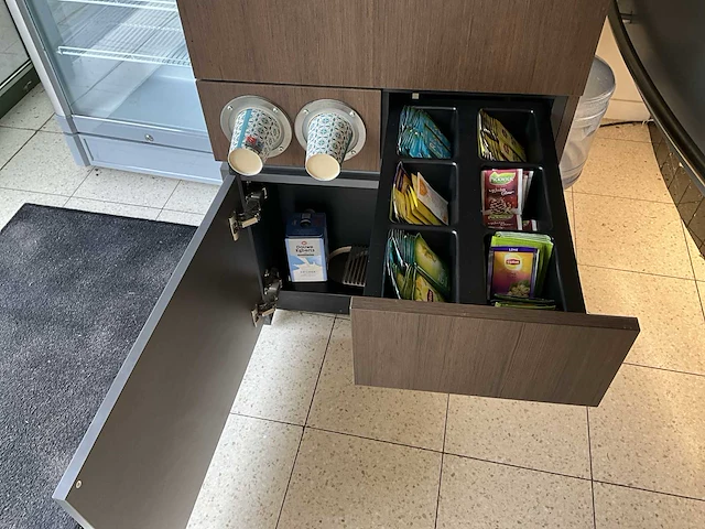 Douwe egberts koffiemachine met muntinworp inclusief meubel - afbeelding 4 van  14