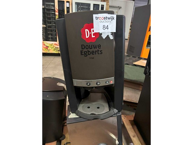 Douwe eghberts - koffie - tafelblad - verkoopautomaat - afbeelding 6 van  7