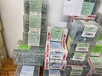 Dozen bouten en houtschroeven - afbeelding 6 van  6