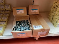 Dozen bouten en moeren - afbeelding 1 van  5