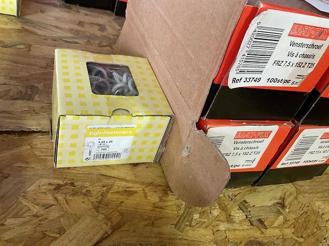 Dozen lange houtschroeven - afbeelding 3 van  6