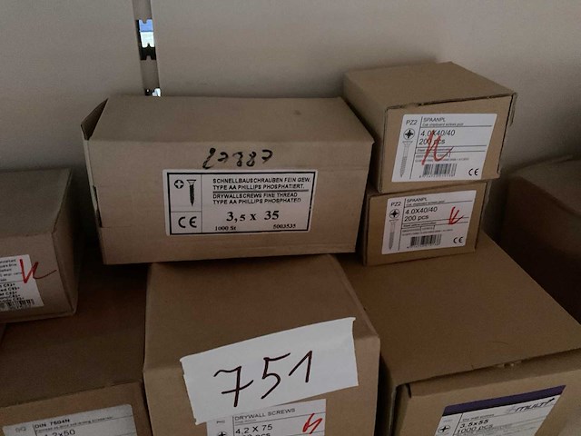 Dozen schroeven - afbeelding 4 van  5