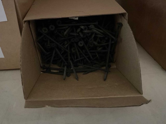 Dozen schroeven - afbeelding 5 van  5