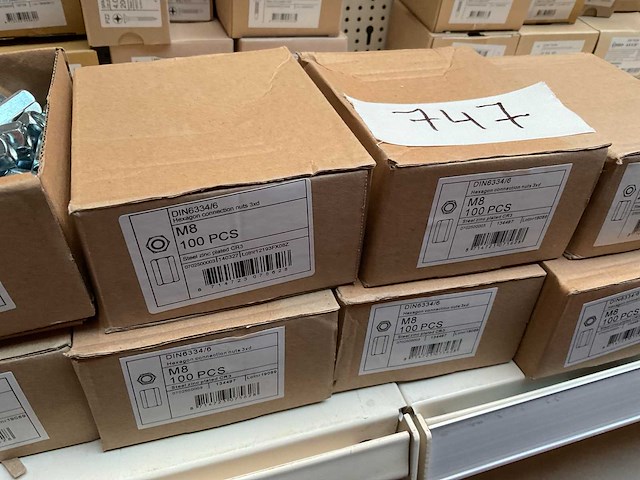 Dozen verleng moeren - afbeelding 3 van  4