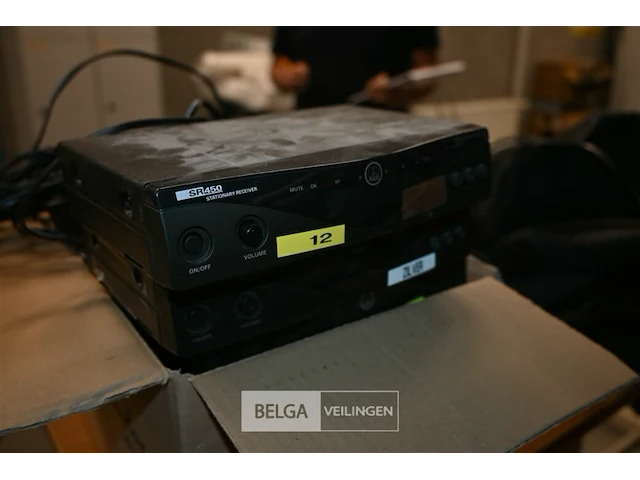 Draadloos microfoonsysteem akg cu 400 - afbeelding 2 van  8