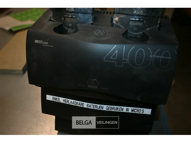 Draadloos microfoonsysteem akg cu 400 - afbeelding 8 van  8