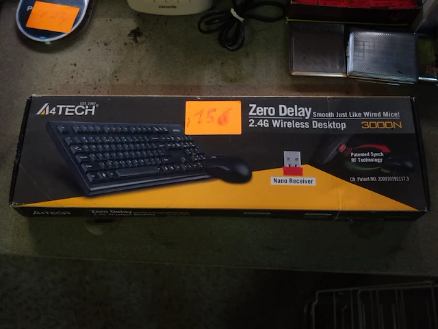 Draadloos toetsenbord 4 tech - afbeelding 1 van  1