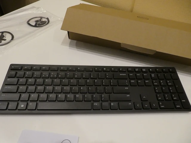 Draadloze keyboard + muis - nieuw in doos - qwerty - afbeelding 4 van  7
