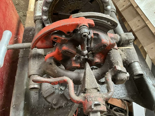 Draadsnijmachine ridgid 300 - afbeelding 7 van  10