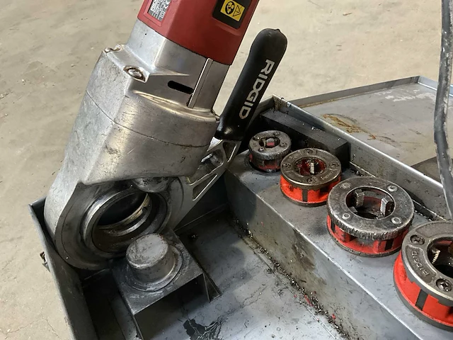 Draadsnijmachine ridgid 690 - afbeelding 7 van  12