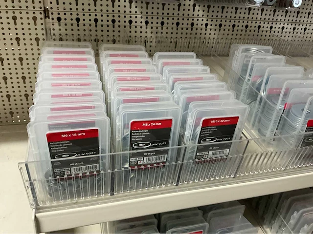 Draadstaal,rondelen en moeren - afbeelding 1 van  6