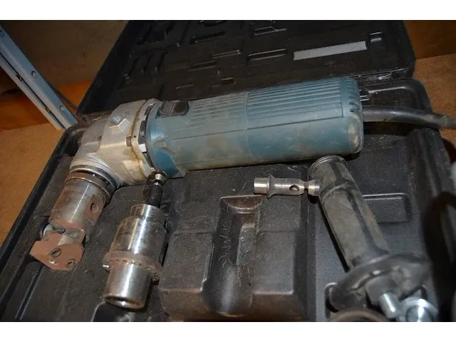 Draadtappenset in koffer perel tools , elektrische knabbelschaar yt-200e 4020 - afbeelding 4 van  8