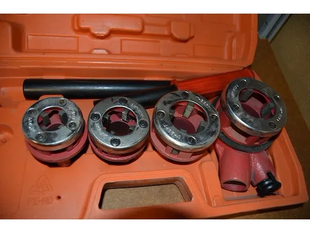 Draadtappenset in koffer perel tools , elektrische knabbelschaar yt-200e 4020 - afbeelding 8 van  8