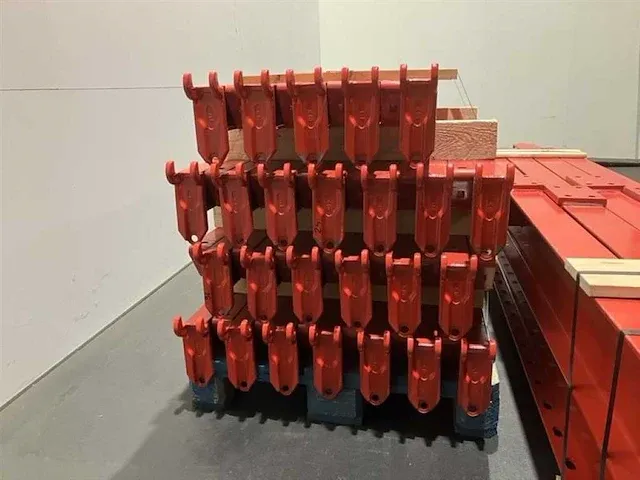 Draagarmstelling dubbelzijdig lengte 3900mm , hoogte 4000mm , diepte 1200mm , 6 niveaus occasie - afbeelding 4 van  5