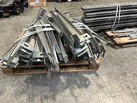 Draagarmstelling - afbeelding 13 van  14