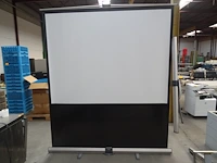 Draagbaar projectiescherm da-lite - afbeelding 1 van  7