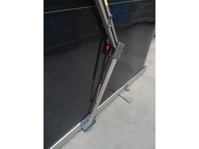 Draagbaar projectiescherm da-lite - afbeelding 4 van  7