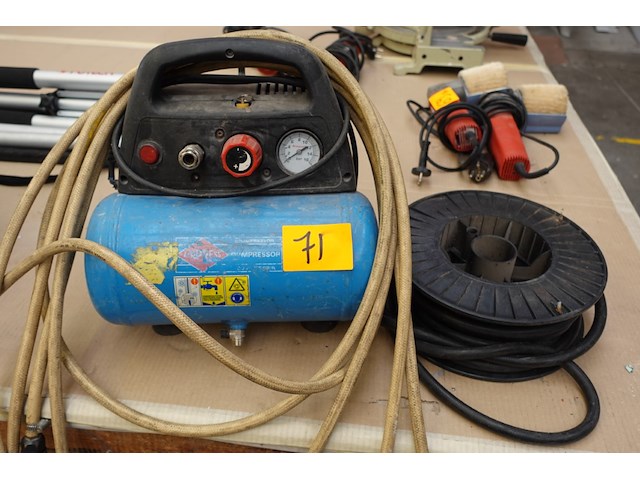 Draagbare compressor airpress - afbeelding 1 van  4