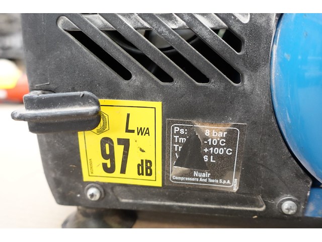 Draagbare compressor airpress - afbeelding 2 van  4