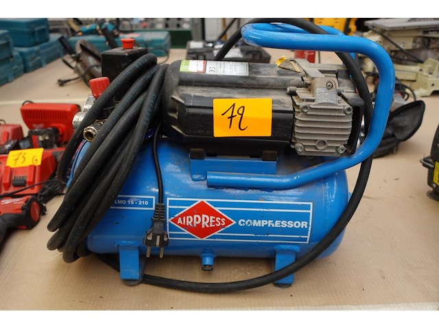 Draagbare compressor airpress - afbeelding 1 van  4