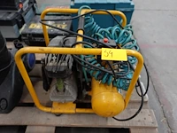Draagbare compressor stanley - afbeelding 1 van  3
